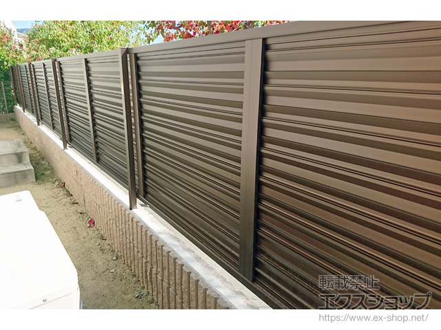 兵庫県三田市ののフェンス・柵 ミエーネフェンス 目隠しルーバータイプ 自由柱施工 施工例
