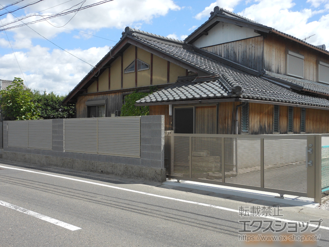 滋賀県愛知郡愛荘町ののカーゲート エススライドA型 片引き 手動タイプ 40-12 施工例