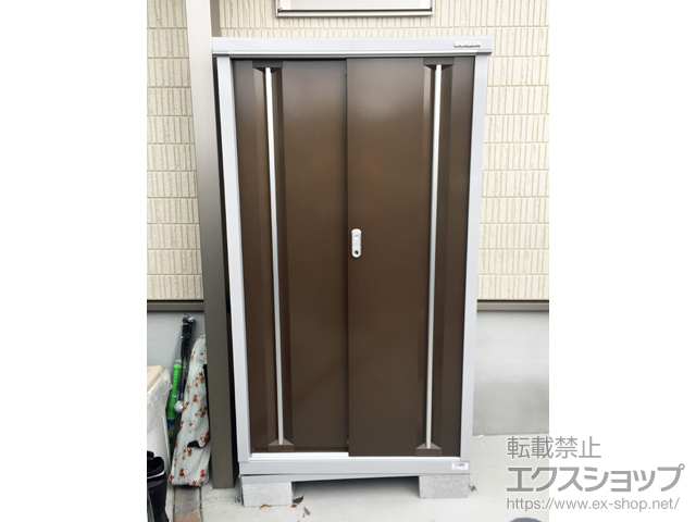 大阪府大東市のの物置・屋外倉庫 シンプリー 一般型 900×415×1603 MJX-094D-TB 施工例