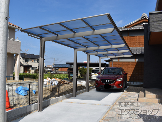 三重県伊勢市ののカーポート ネスカＦ (フラットスタイル) 縦連棟 積雪〜20cm対応 施工例
