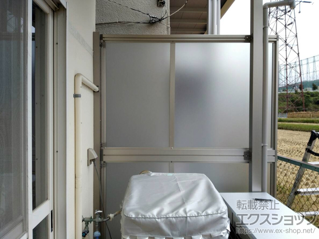 大阪府寝屋川市ののテラス屋根 ヴェクターテラス R型 テラスタイプ 単体 積雪〜20cm対応＋側面パネル　テラス屋根用　1段（Ｈ＝1,000mm） 施工例