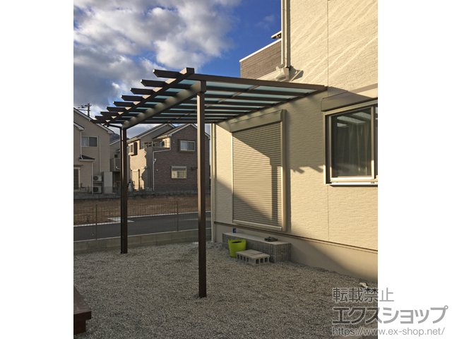 奈良県葛城市ののテラス屋根 サザンテラス (パーゴラ仕様) テラスタイプ 単体 積雪〜20cm対応 施工例