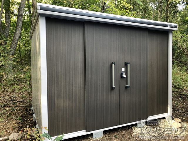 山梨県北杜市のの物置・屋外倉庫 エルモ 一般型 2920×2220×2117 LMD-2922-DW 施工例