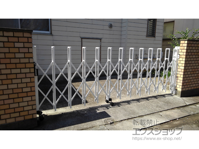 埼玉県さいたま市ののカーゲート トリップゲート RB型 ノンレール 片開き 35S 施工例