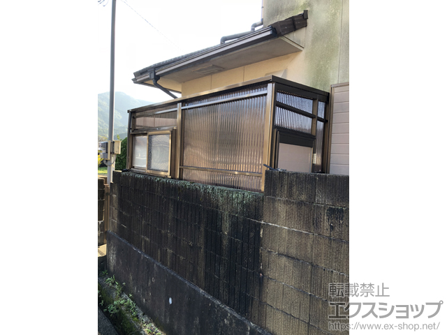 兵庫県宍粟市ののストックヤード オイトック 波板囲い 両ドアタイプ 単体 積雪〜20ｃｍ対応 ＊台形納まり 施工例