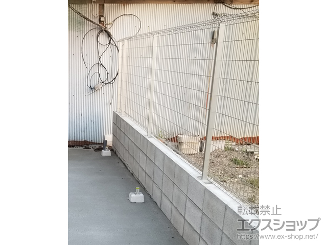 広島県広島市ののフェンス・柵 イーネットフェンス1F型 自由柱施工 施工例