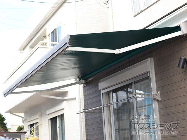 埼玉県所沢市のLIXIL リクシル（トステム）のオーニング・日よけ 彩風 あやかぜ S型 電動式 スクリーン付タイプ 施工例