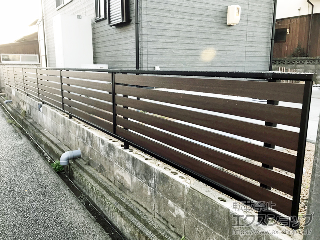 島根県出雲市ののフェンス・柵 モクアルフェンス 横板タイプ 自由柱施工 施工例