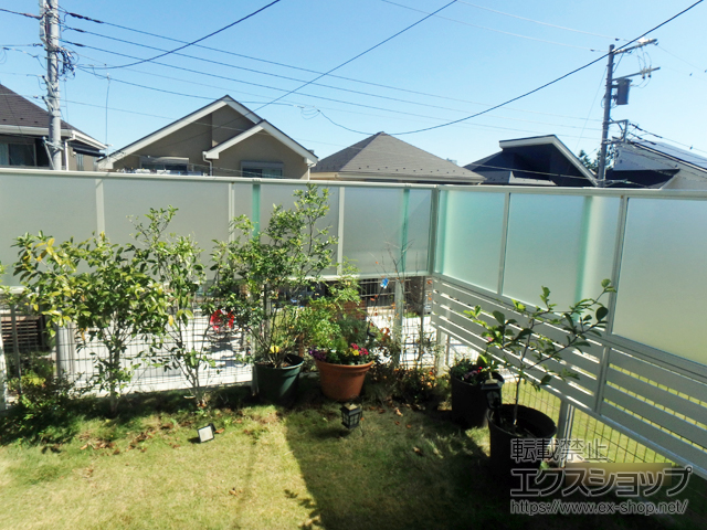 東京都八王子市ののフェンス・柵 シンプレオフェンスP1型 パネルタイプ 2段支柱 自立建て用（パネル1段） 施工例