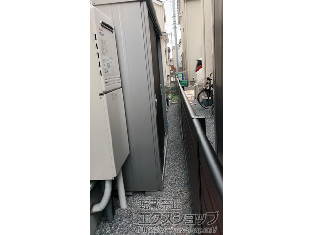 埼玉県さいたま市のの物置・屋外倉庫 エスモ 一般型 1797×520×1959 ESE-1805A-DW 施工例