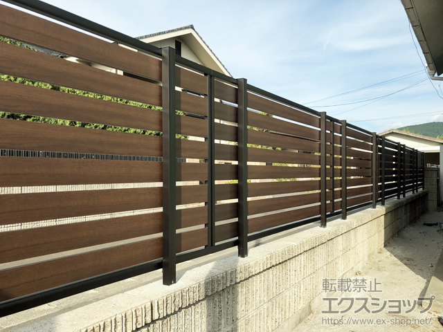 鹿児島県日置市ののフェンス・柵 モクアルフェンス 横板タイプ 自由柱施工 施工例