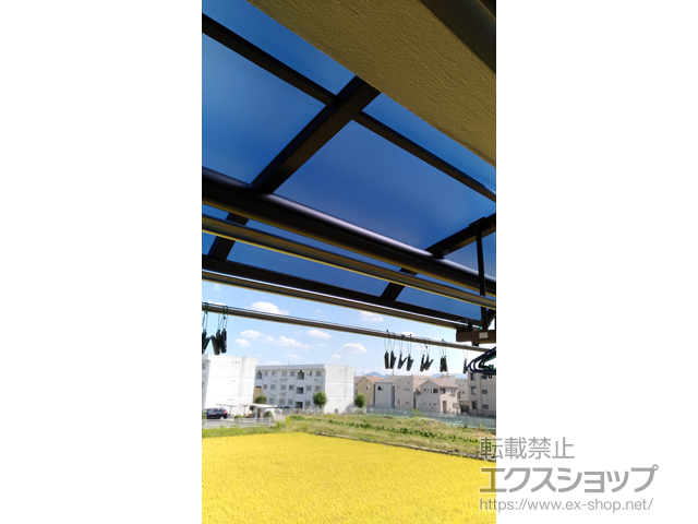 大阪府八尾市ののバルコニー・ベランダ屋根 プレシオステラス R型 屋根タイプ 単体 積雪〜20cm対応 施工例