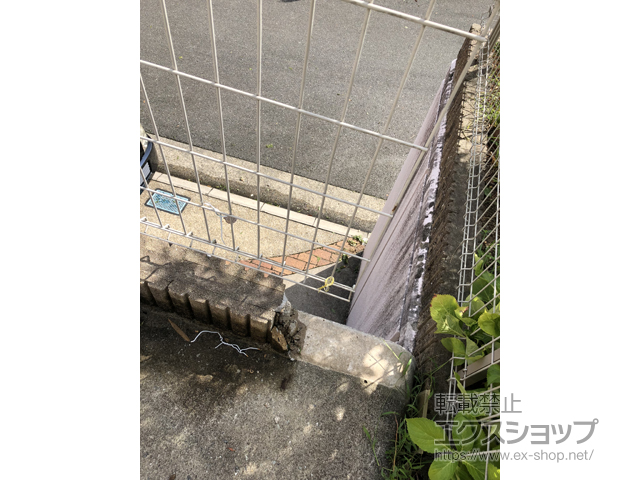 兵庫県川辺郡猪名川町ののフェンス・柵 メッシュフェンス G10-R 自由柱 施工例