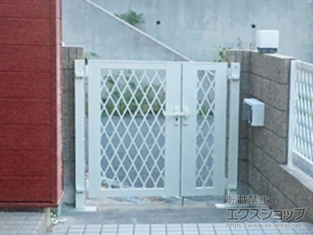 和歌山県和歌山市のの門扉 ライシス門扉 8型 ダイヤ格子 両開き親子 柱使用 施工例