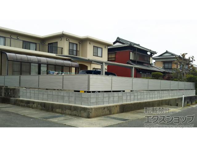 三重県四日市市ののフェンス・柵 ミエーネフェンス 目隠しルーバータイプ 自由柱施工 施工例