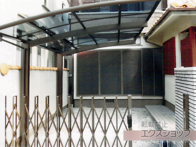 大阪府堺市ののカーゲート トリップゲート RA型 ノンレール 片開き 33S *施錠機能なし 施工例