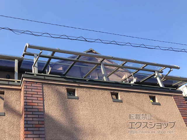 大阪府茨木市ののバルコニー・ベランダ屋根 パワーアルファ RB型 屋根タイプ 単体 積雪～30cm対応 施工例