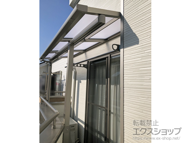 東京都小平市ののバルコニー・ベランダ屋根 スピーネ F型 屋根タイプ 単体 積雪〜20cm対応 施工例