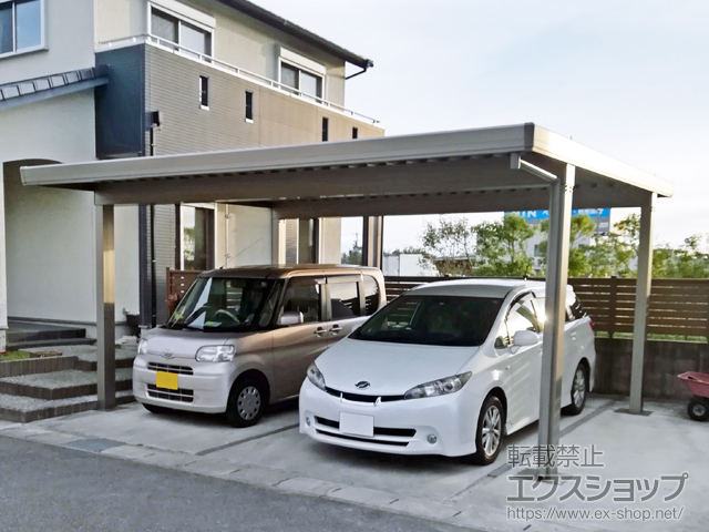三重県松阪市のLIXIL リクシル（トステム）のカーポート テリオスポートIII 3000 2台用 角柱4本仕様 積雪〜100cm対応 施工例