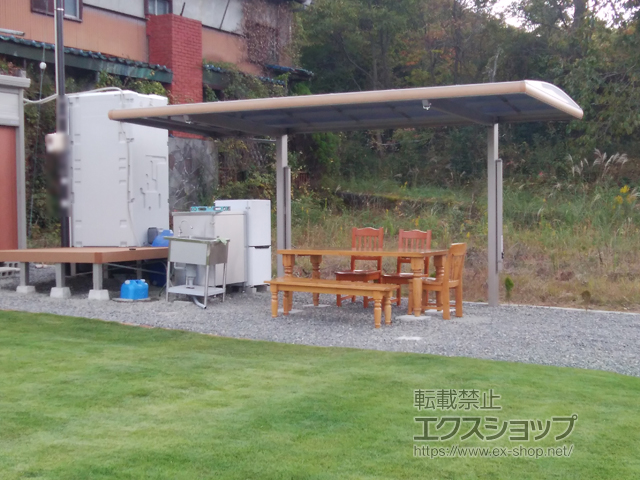 広島県東広島市ののカーポート フーゴAプラス (アーチスタイル) 木調色 積雪〜20cm対応 施工例