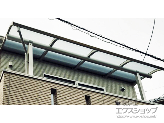 大阪府守口市ののバルコニー・ベランダ屋根 ヴェクターテラス R型 屋根タイプ 単体 積雪〜20cm対応 施工例