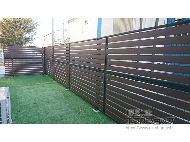 神奈川県相模原市ののフェンス・柵 モクアルフェンス 横板タイプ 2段支柱 自立建て用（パネル2段） 施工例
