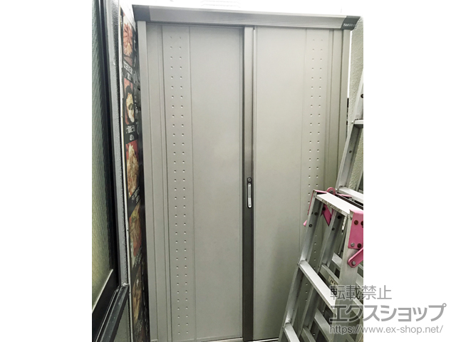 大阪府大阪市のの物置・屋外倉庫 グランプレステージジャンプ 1120×750×1900（GP-117A-Ｔ） GP-117A-T-MW 施工例