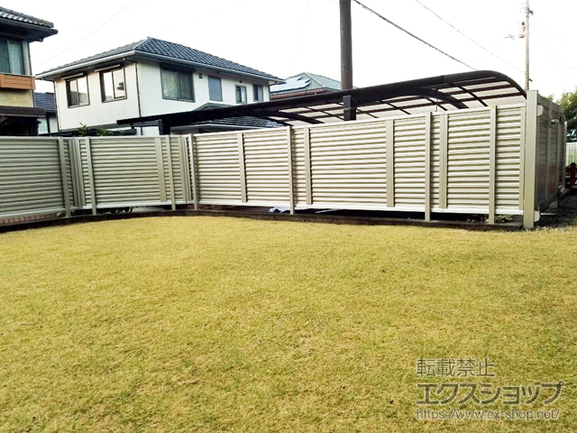 高知県高知市ののフェンス・柵 ミエーネフェンス 目隠しルーバータイプ 自由柱施工 施工例