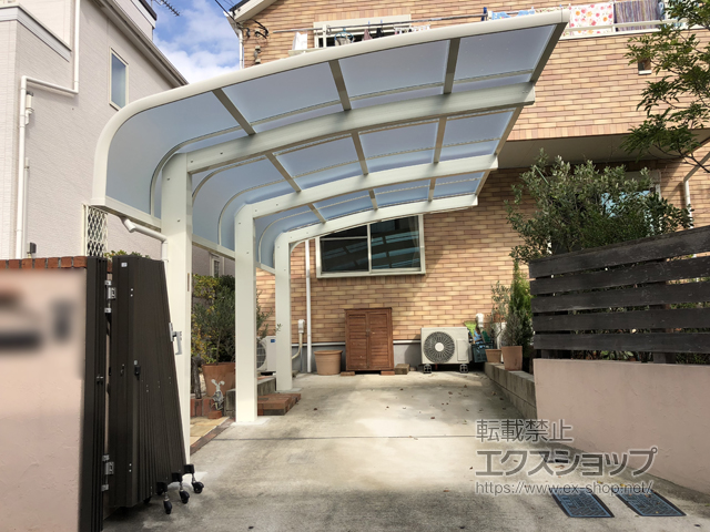 神奈川県横浜市ののカーポート レイナキャップポートグラン50　積雪〜50cm対応/3本柱 施工例