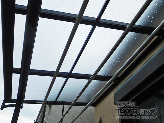 大阪府和泉市ののバルコニー・ベランダ屋根 プレシオステラス F型 屋根タイプ 単体 積雪〜20cm対応 施工例