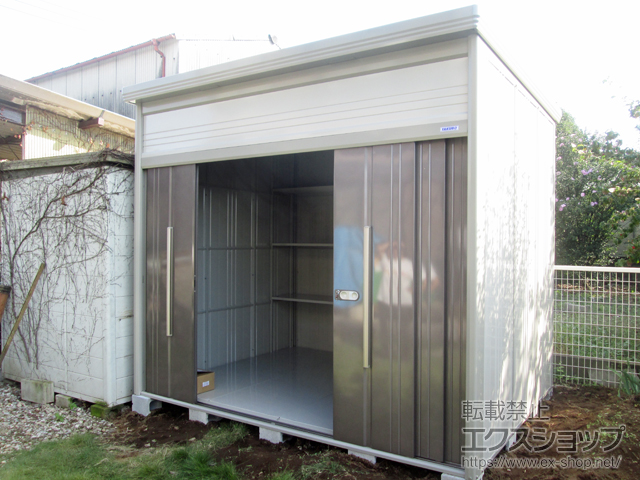 栃木県佐野市のの物置・屋外倉庫 Mr.トールマンダンディ 多雪型 結露減少型 2900×2290×2570（JN-SZ2922） JN-SZ2922-B 施工例