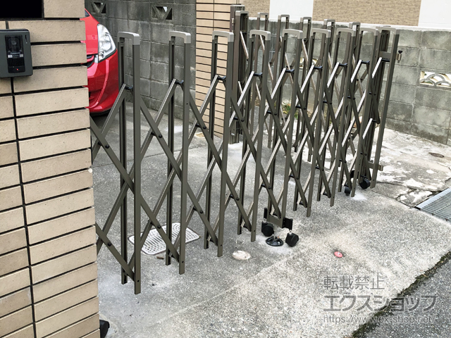 兵庫県伊丹市ののカーゲート トリップゲート RB型 ノンレール 片開き 角地タイプ（27S+18T） 施工例