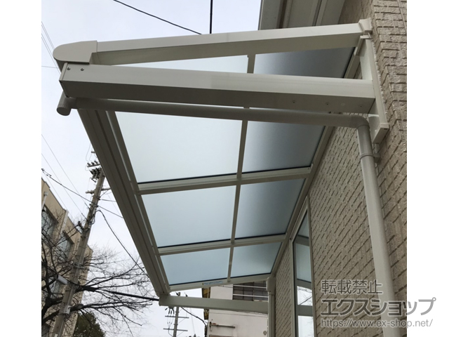 大阪府大阪市ののバルコニー・ベランダ屋根 ヴェクターテラス F型 ルーフタイプ 単体積雪〜20cm対応 施工例