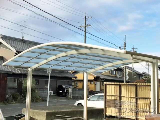 岐阜県羽島郡笠松町のYKKAPのカーポート レイナツインポートグラン　積雪～20cm対応 施工例