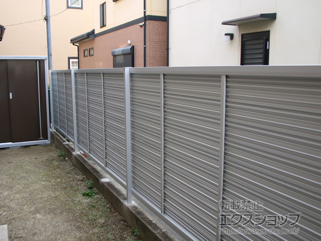 愛知県一宮市ののフェンス・柵 ライシスフェンス 13型 横ルーバー フリーポールタイプ 施工例
