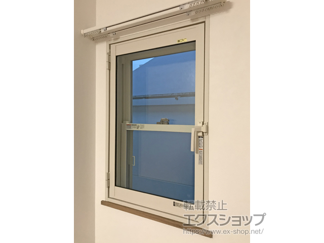 神奈川県川崎市のの二重窓（内窓） インプラス ダストバリア仕様 開き窓 外観右吊元 施工例