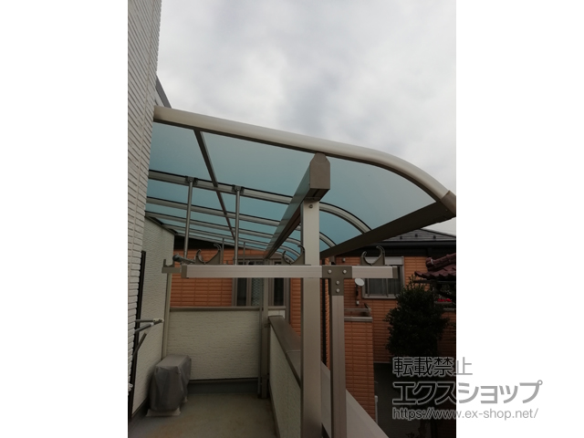 千葉県柏市ののバルコニー・ベランダ屋根 ヴェクターテラス R型 屋根タイプ 単体 積雪〜20cm対応 施工例