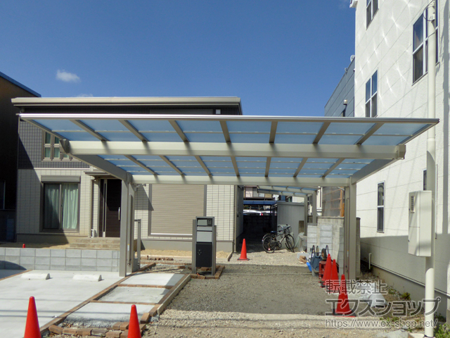 愛知県名古屋市ののカーポート エフルージュツインEX 後方支持タイプ 積雪〜20cm対応 施工例