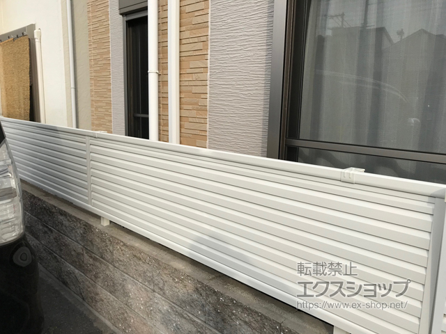 兵庫県尼崎市ののフェンス・柵 ミエーネフェンス 目隠しルーバータイプ 自由柱施工 施工例