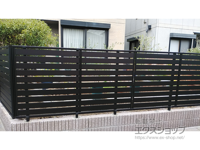 福岡県飯塚市ののフェンス・柵 シンプレオフェンスSY1型 横スリット 自由柱施工 施工例