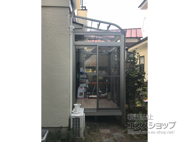 群馬県高崎市ののテラス囲い・サンルーム サニージュ R型 床納まり ランマ無 積雪〜20cm対応 施工例