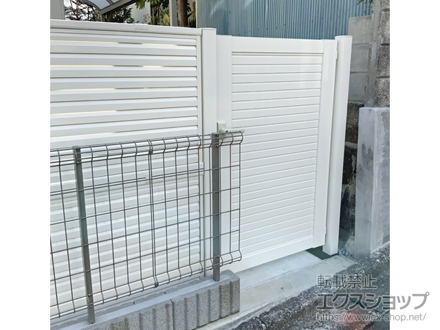 宮城県仙台市ののフェンス・柵 ミエーネフェンス 目隠しルーバータイプ 2段支柱 自立建て用 施工例