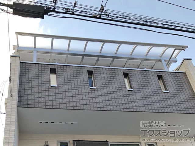 東京都江東区のYKKAPのバルコニー・ベランダ屋根 ヴェクターテラス R型 1500 屋根タイプ 単体 積雪～50cm対応 施工例