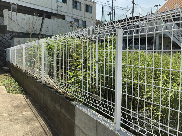 兵庫県西宮市ののフェンス・柵 メッシュフェンス G10 自由柱 施工例
