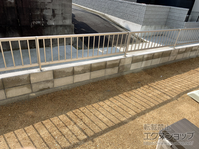 香川県丸亀市ののフェンス・柵 ミエッタフェンス 防犯たて格子タイプ　自由柱施工 施工例