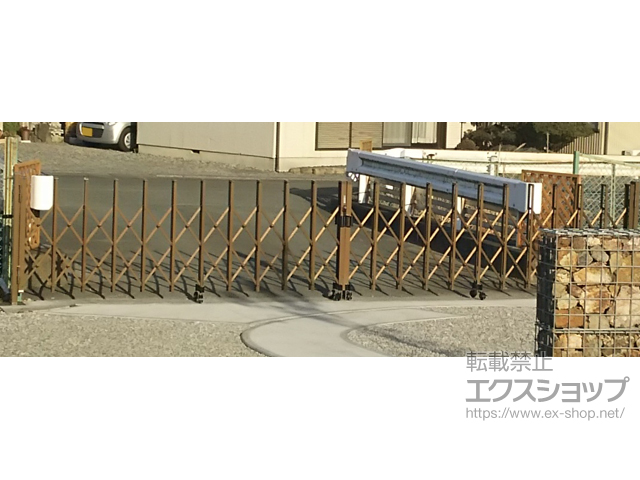 静岡県浜松市ののカーゲート トリップゲート RB型 ノンレール 両開き*64W 施工例