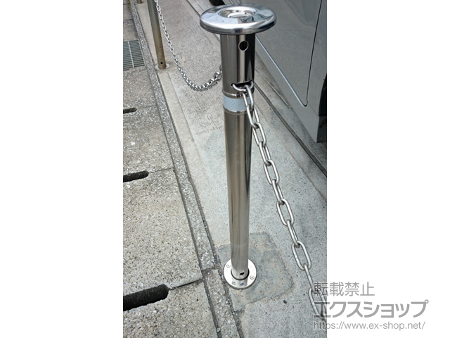 千葉県千葉市ののカーゲート スペースガード（車止め）F48型 埋込式 キー付き オプションポール（取替用） 施工例