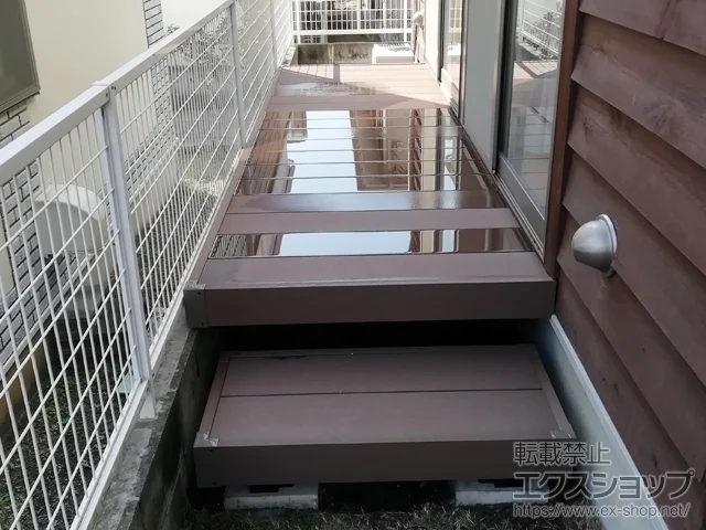 �_�ސ쌧����s��YKKAP�̃E�b�h�f�b�L ���E�b�h�f�b�L 200 �{�H��