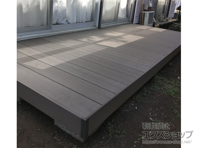 千葉県柏市のLIXIL リクシル（トステム）のウッドデッキ レストステージ 　幕板納まり 施工例