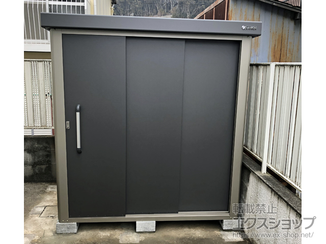 神奈川県横須賀市のの物置・屋外倉庫 エスケーエイト SK8-70 一般型 1800×1200×1940 SK8-70-GK 施工例